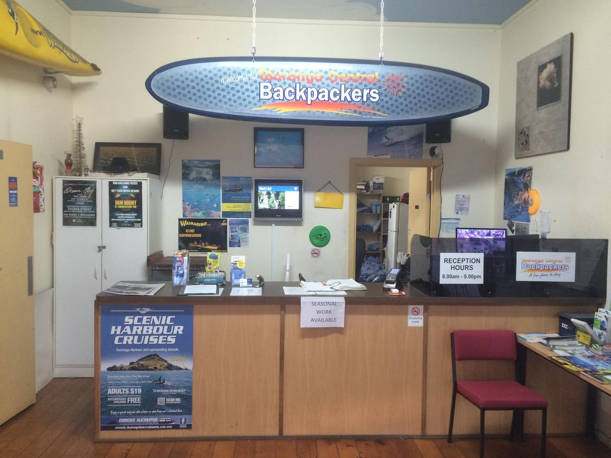 Хостел Tauranga Central Backpackers Экстерьер фото
