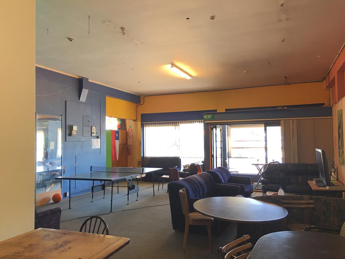 Хостел Tauranga Central Backpackers Экстерьер фото